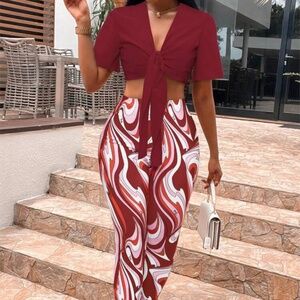 Slayr Tie Front Crop Top & Graphic print leggings